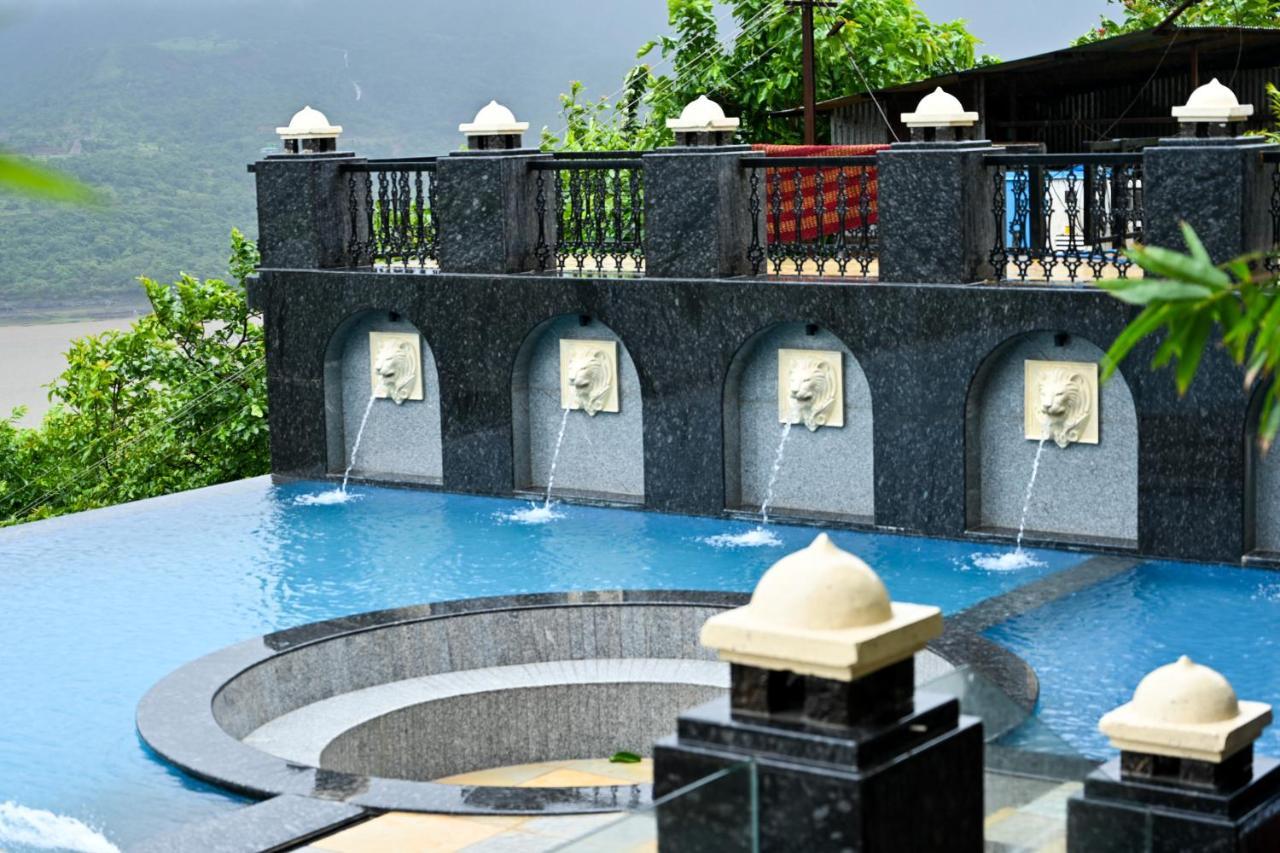 The Green Gate Resort Mulshi ภายนอก รูปภาพ